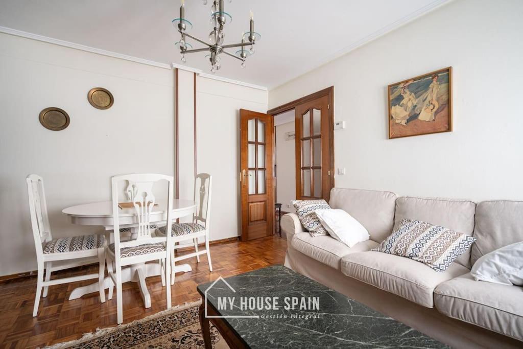 Myhousespain - Piso Centrico Junto A La Playa Gijon Bagian luar foto